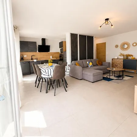 Heron Confortable Avec Belle Terrasse Vue Degagee Sur Champs 3 Parking Privatif A 900 M De La D'asnelles Et Tous Commerces, Bars Et Restaurants Pres De Bayeux Sur Plages Du Debarquement * אסנלס