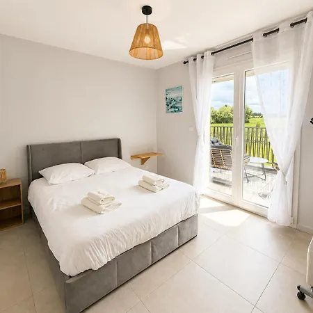 Heron Confortable Avec Belle Terrasse Vue Degagee Sur Champs 3 Parking Privatif A 900 M De La D'asnelles Et Tous Commerces, Bars Et Restaurants Pres De Bayeux Sur Plages Du Debarquement דירה אסנלס