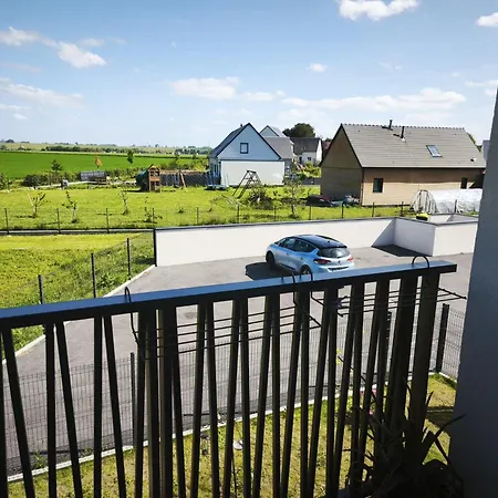 דירה Heron Confortable Avec Belle Terrasse Vue Degagee Sur Champs 3 Parking Privatif A 900 M De La D'asnelles Et Tous Commerces, Bars Et Restaurants Pres De Bayeux Sur Plages Du Debarquement
