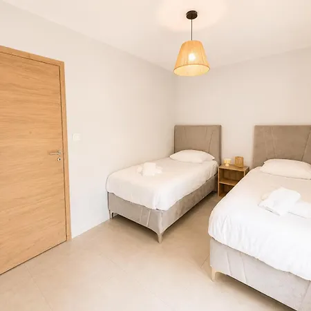 דירה Heron Confortable Avec Belle Terrasse Vue Degagee Sur Champs 3 Parking Privatif A 900 M De La D'asnelles Et Tous Commerces, Bars Et Restaurants Pres De Bayeux Sur Plages Du Debarquement *