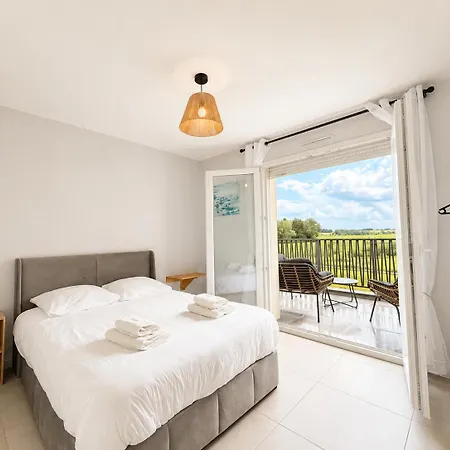 Heron Confortable Avec Belle Terrasse Vue Degagee Sur Champs 3 Parking Privatif A 900 M De La D'asnelles Et Tous Commerces, Bars Et Restaurants Pres De Bayeux Sur Plages Du Debarquement דירה *