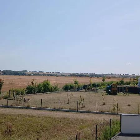 Heron Confortable Avec Belle Terrasse Vue Degagee Sur Champs 3 Parking Privatif A 900 M De La D'asnelles Et Tous Commerces, Bars Et Restaurants Pres De Bayeux Sur Plages Du Debarquement דירה *