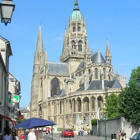 דירה Heron Confortable Avec Belle Terrasse Vue Degagee Sur Champs 3 Parking Privatif A 900 M De La D'asnelles Et Tous Commerces, Bars Et Restaurants Pres De Bayeux Sur Plages Du Debarquement *